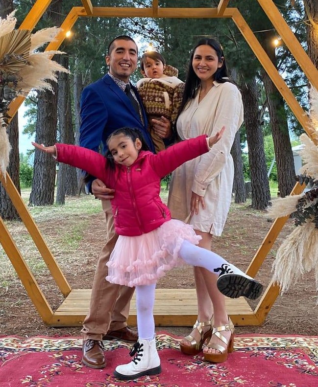 Nov 2024 pic of Abraham and family